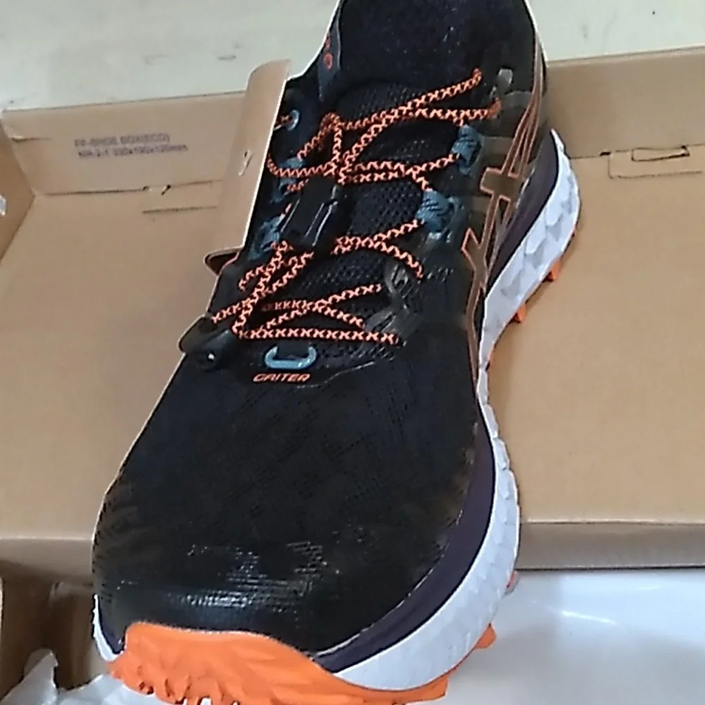 ASICS Running Shoes 8 RUNS SMALLER TRUE 7.5 - Picture 7 of 14